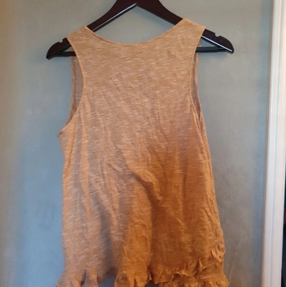 Top - Picture 3 of 4